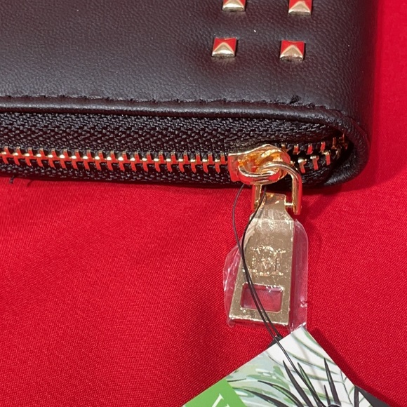 Badgley Mischka Wallet - Picture 6 of 14